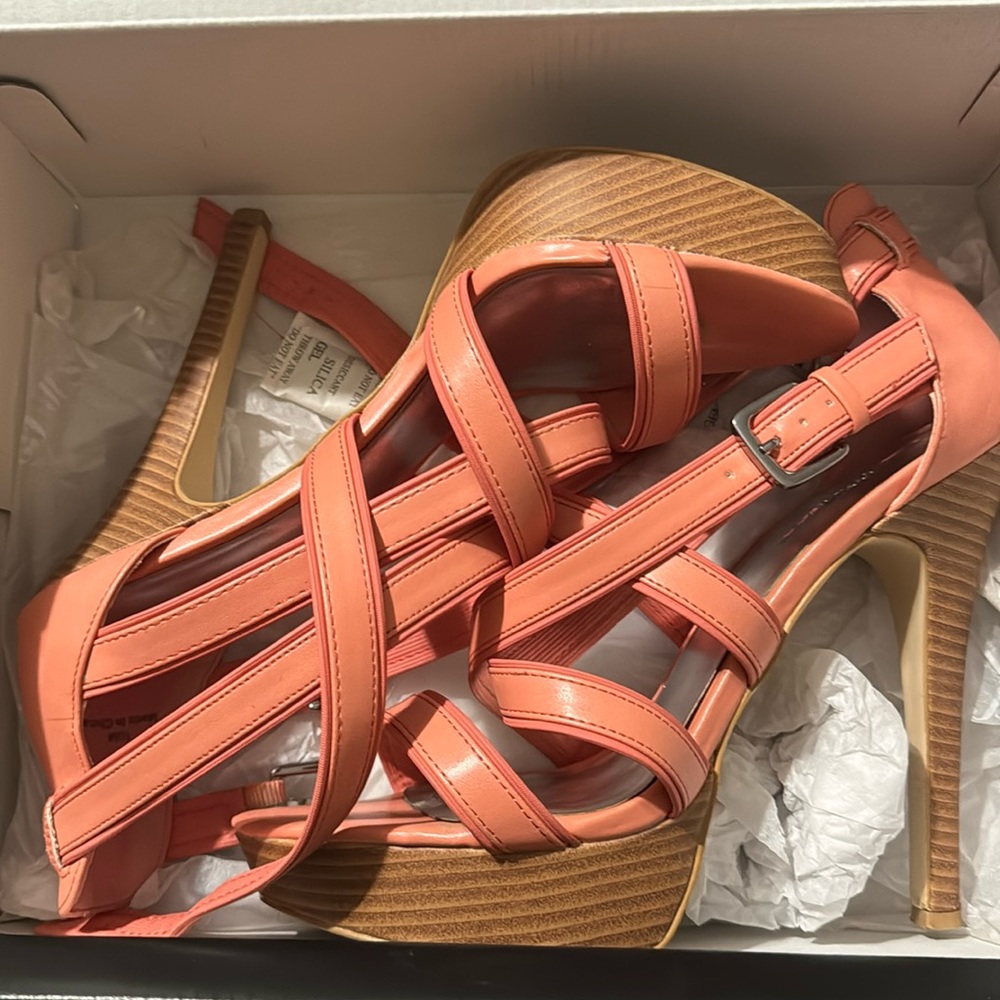 Coral strappy platform heels sz10 w/matching crutch